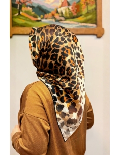 AKER 2026 KIŞ SEZONU NOSTALJİ SERİSİ SAF İPEK EŞARP