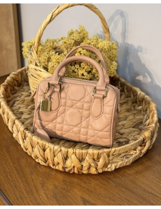 LEVİDOR Kilit Aksesuar Detaylı El Çantası 930339 K.PEMBE