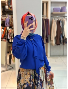 Levidor Fularlı Bluz SAKS