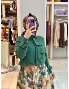 Levidor Fularlı Bluz KÜF