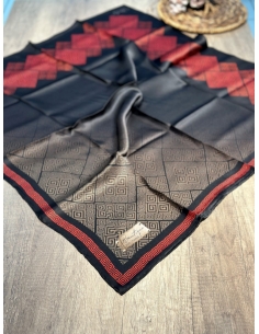 La Boutique SAF İPEK Eşarp