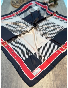 La Boutique Kristal Eşarp