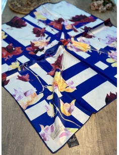 La Boutique Kristal Eşarp