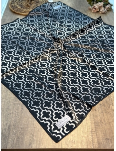 La Boutique Kristal Eşarp