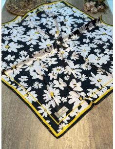 La Boutique Kristal Eşarp