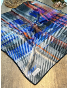 La Boutique Kristal Eşarp