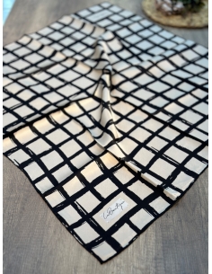 La Boutique SAF ipek Eşarp