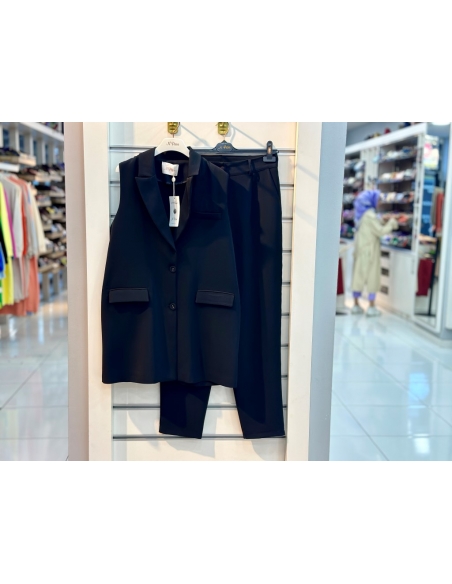 N Prive Yelekli Takım 16077